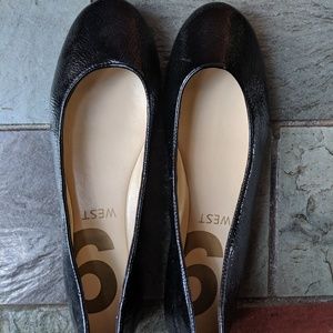 Nine West black leather flats